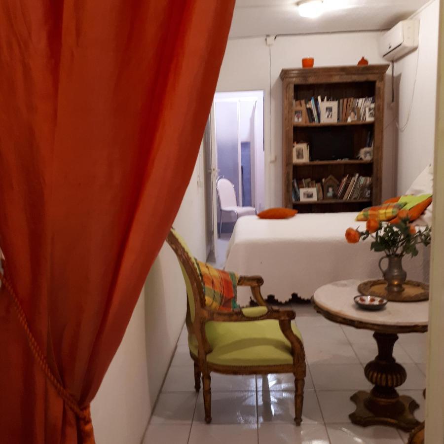 Terrasse Du Piton Bed & Breakfast Десе Екстериор снимка